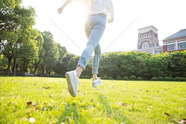 东莞大学生心理疏导，东莞大学生心理咨询？